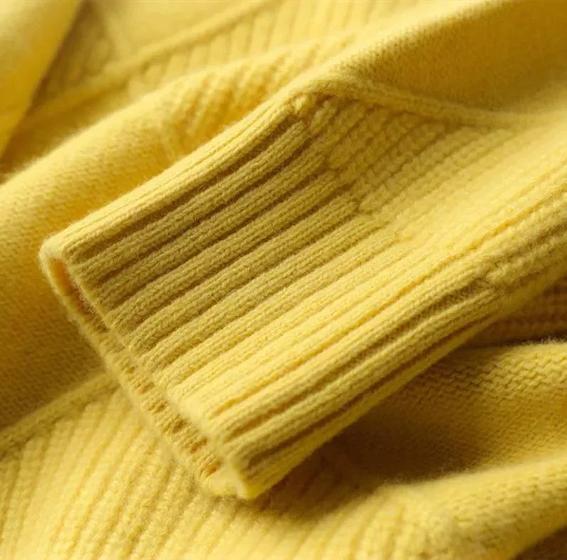 LØS KASHMIRGENSER MED RULLEKRAGE CARDIGAN