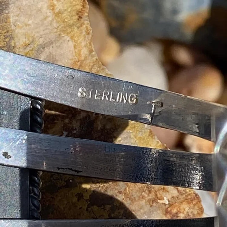 Dobbelt grønt malakitt signert Navajo sterling sølv armbånd